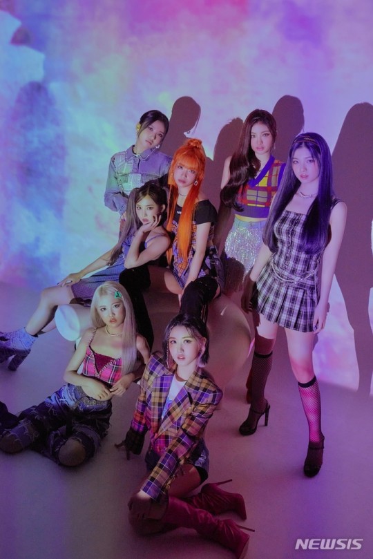 Kpop group Tri.be