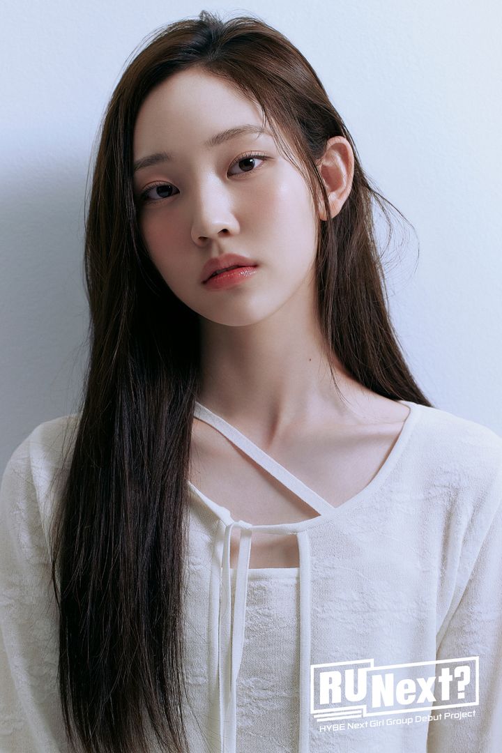 <b>하이브</b> 걸그룹 아일릿, 5인조 <b>데뷔</b>…<b>영서</b> 전속계약 종료