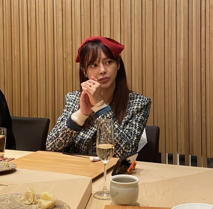 <b>박시연</b> "올해 더 자주 찾아뵐 것"…여전한 여신 미모[핫픽]