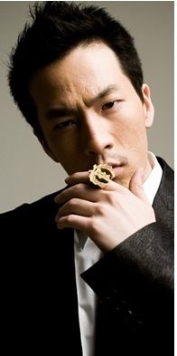 신세계 외손녀, '테디 <b>걸그룹</b>'으로 데뷔?