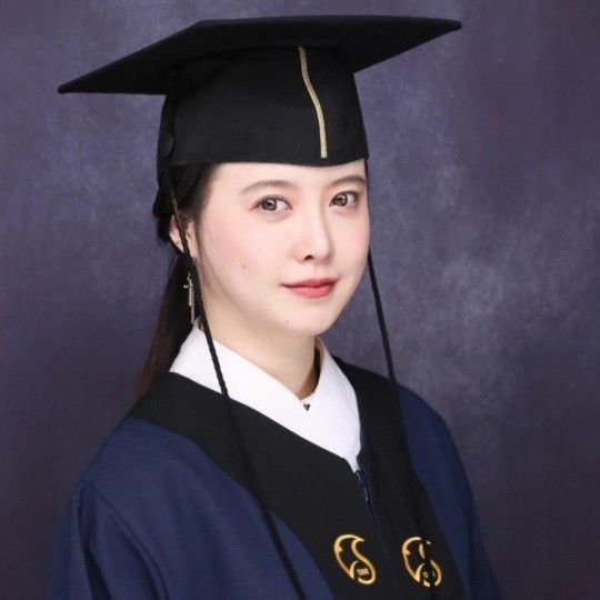 구혜선, 13년 만에 <b>성균관대</b> '최우등' <b>졸업</b>