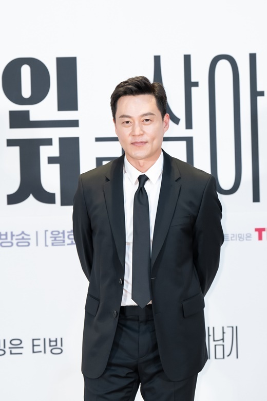 <b>이서진</b>, 잠수이별 배우 L씨 루머에 "악의적…선처없다"