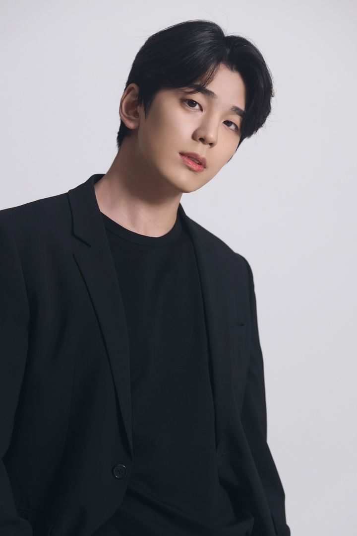 <b>김민규</b>, 만우절 입대…잠시만 안녕