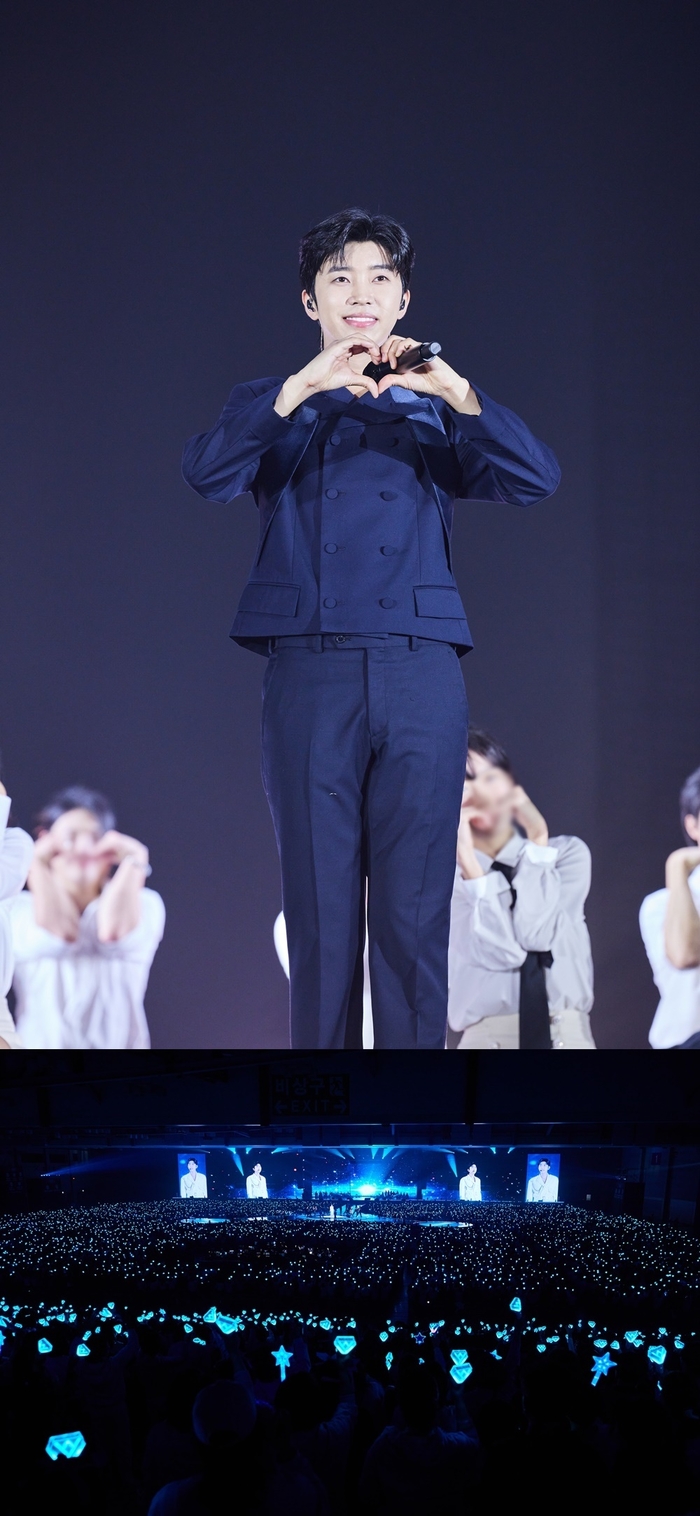 <b>임영웅</b>, <b>부산 벡스코</b> 하늘빛으로 물들였다