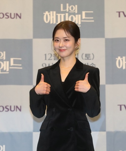 ‘나의 해피엔드’ <b>장나라</b> “<b>손호준</b>과 부부 연기, 다음에도…”