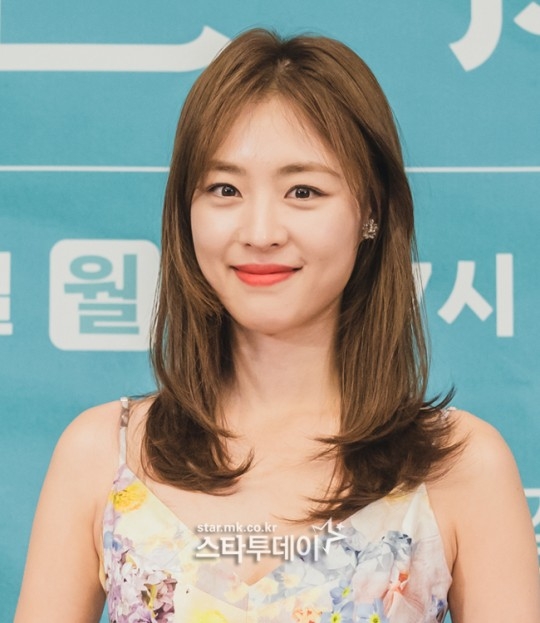 <b>이연희</b>, <b>조진웅</b>·이하늬와 한솥밥…<b>사람엔터</b>와 전속계약