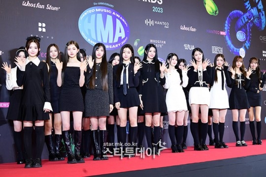 <b>트리플에스</b>, <b>성희롱</b> 게시물에 법적 대응 “가족까지 <b>고통</b>”