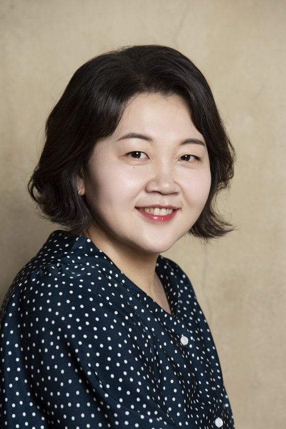 <b>이선희</b>, 쿠팡 시리즈 ‘<b>하이드</b>’ 합류...<b>이보영</b>+이무생과 '연기 호흡'
