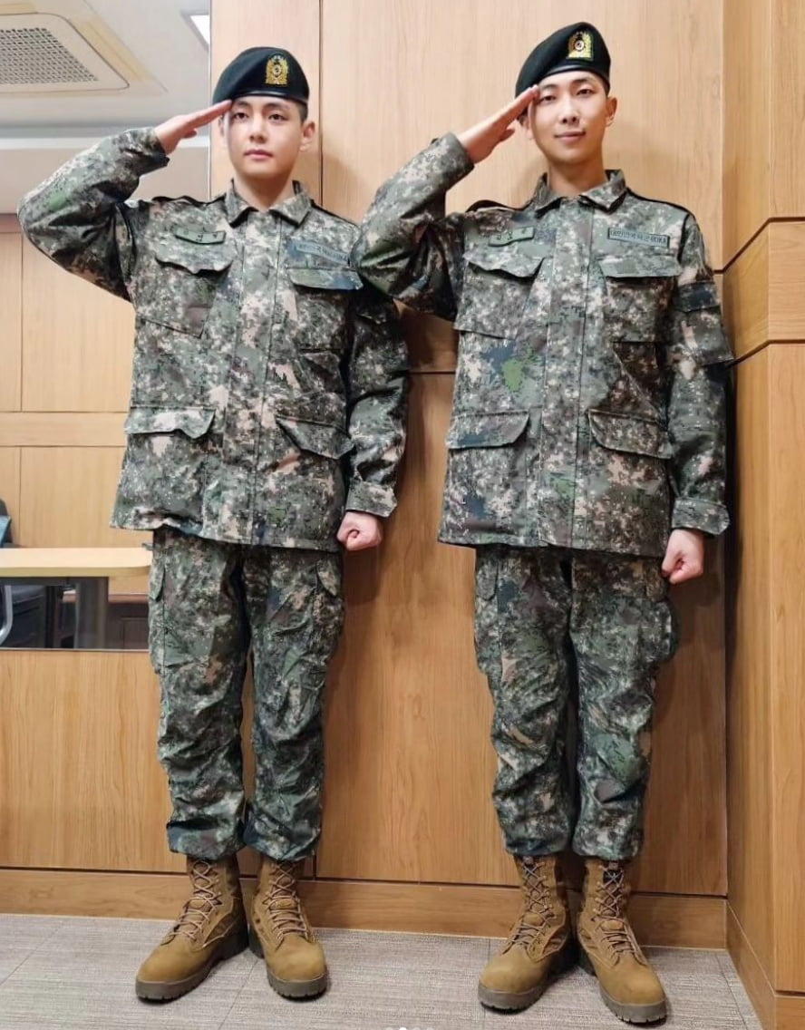 "휴전국가서 군 필요성 느껴"…'<b>최정예 훈련병</b>' 선발된 RM
