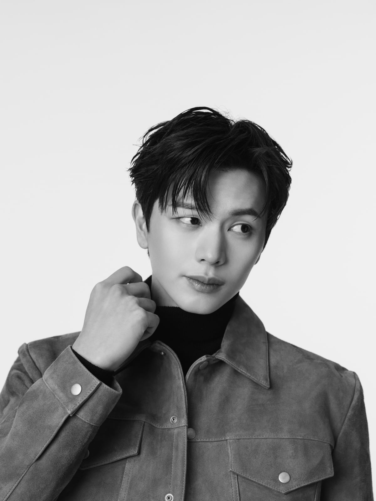 비투비 <b>육성재</b>, <b>상반기</b> 컴백…소속사 이적 후 첫 앨범