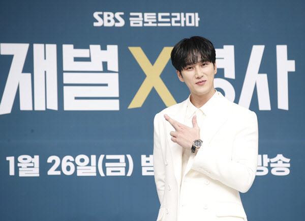 "웜앤리치 히어로" 안보현 온다…SBS 유니버스 기대작 '재벌X형사' [종합]