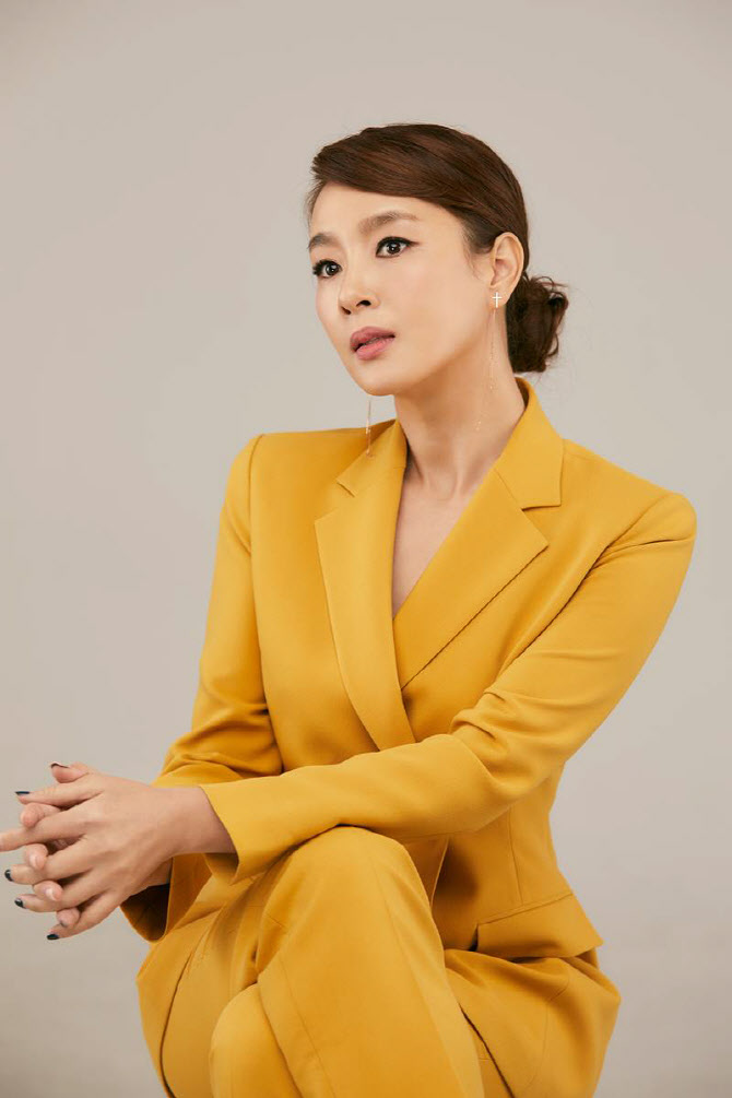 <b>김원희</b>, <b>린브랜딩</b>과 <b>전속계약</b>…MC·배우 본격 행보