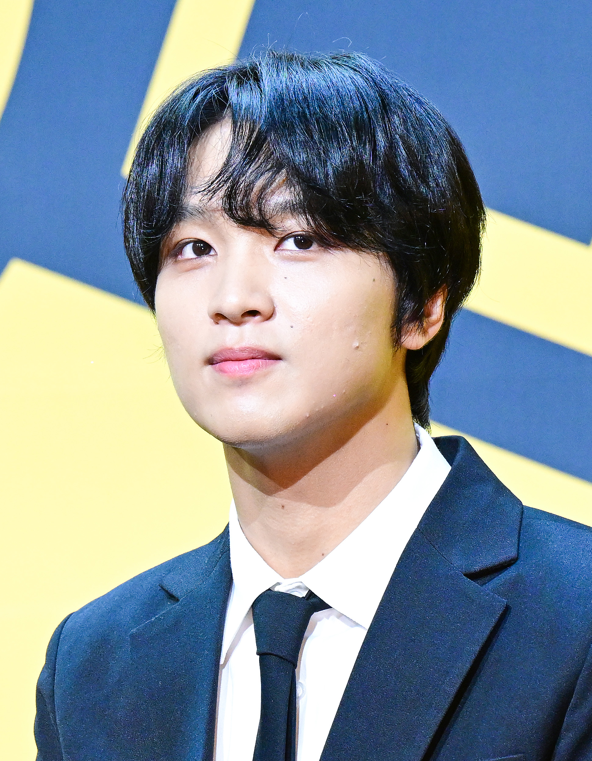 NCT <b>해찬</b>, 고열로 日서 귀국…"<b>편도염</b> 심해 시상식 불참"