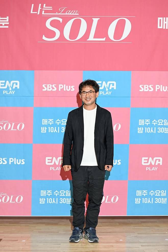 <b>남규홍</b> PD "<b>작가</b> 역할해서 했다고 썼을 뿐...재방료 노린 것 아냐"