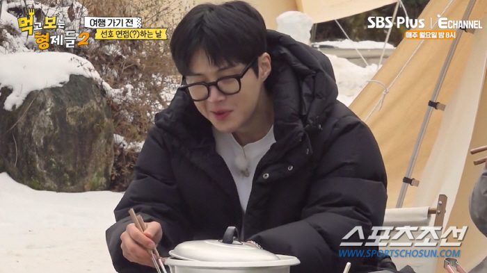 [SC리뷰] "7kg 찌워 왔다"..<b>김선호</b>, '<b>먹보형2</b>'에 진심인 태국 프린스
