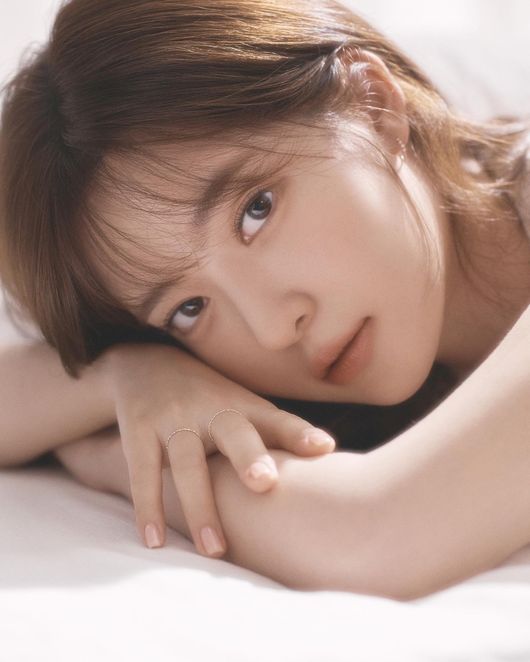 ‘펜트하우스’ <b>조수민</b>, <b>아우터유니버스</b>에서 새 도약..김영대와 한솥밥 [공식...