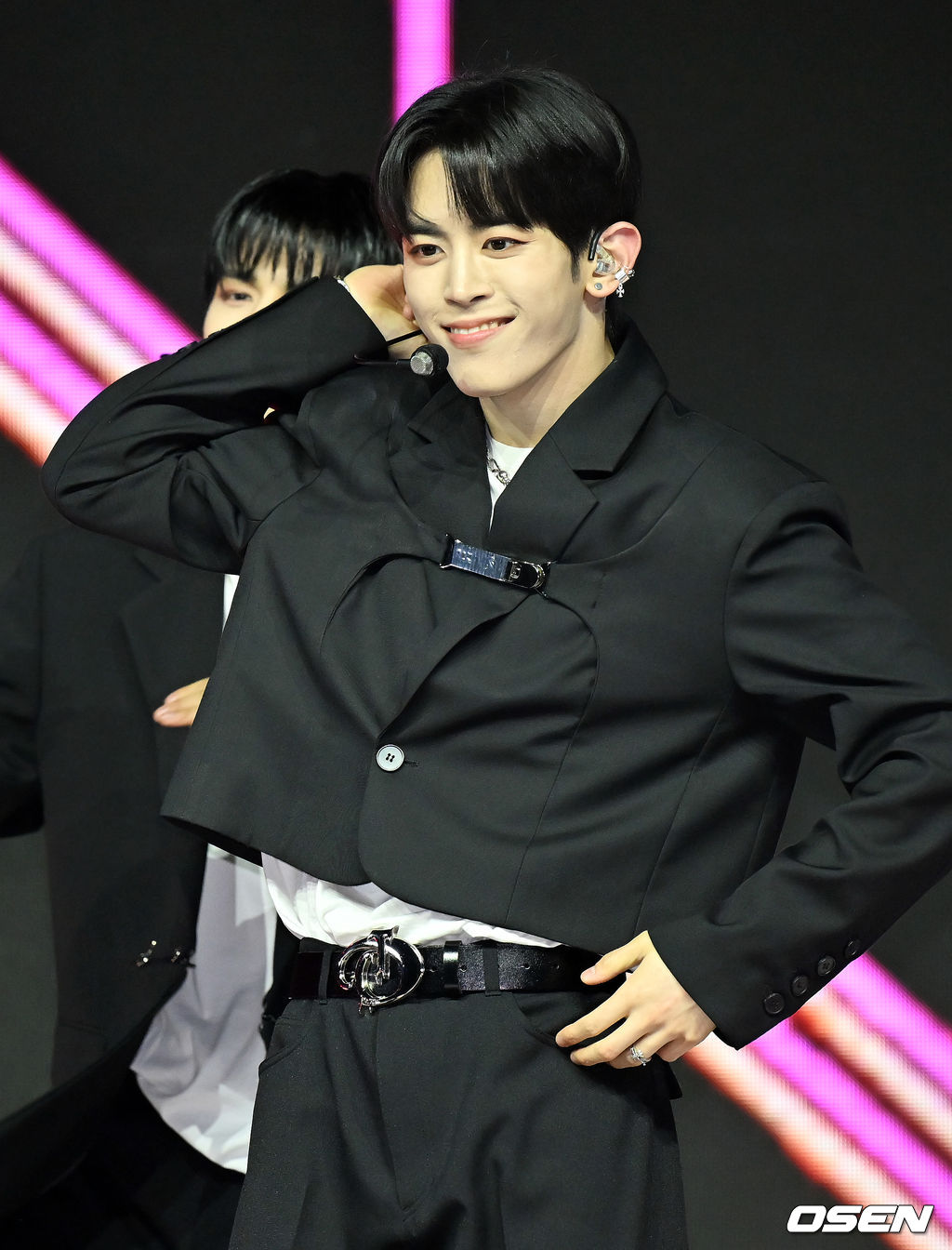 [사진]<b>나우어데이즈 현빈</b>,'깜찍하게'
