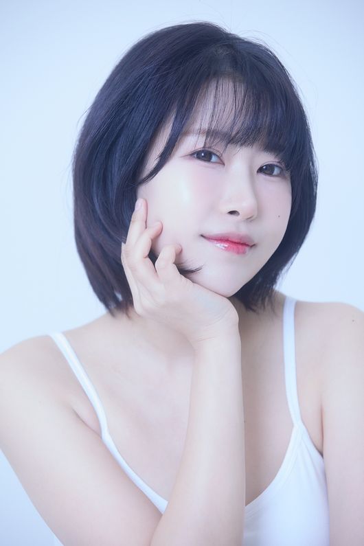 성형하고 확 달라진 <b>이세영</b>, 'SNL' <b>권혁수</b>와 한식구 됐다 [공식]