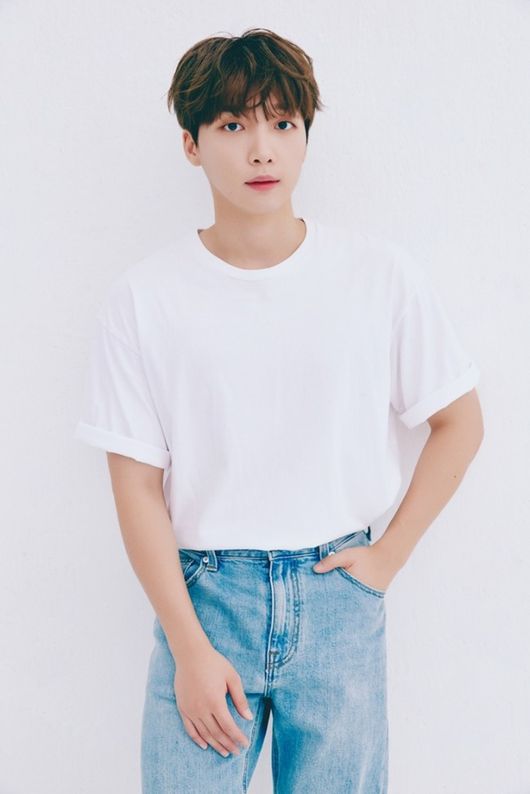 Jeong SeWoon Named in Billboard's 'Best KPop Albums of 2024' TRENDS