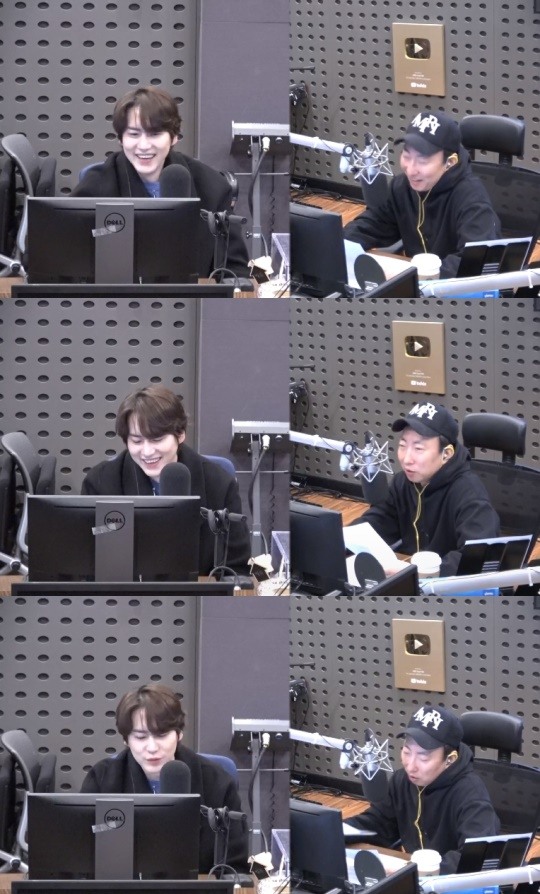 '<b>라디오쇼</b>' <b>규현</b> "안테나 온 지 7개월, 대우 너무 만족스러워"