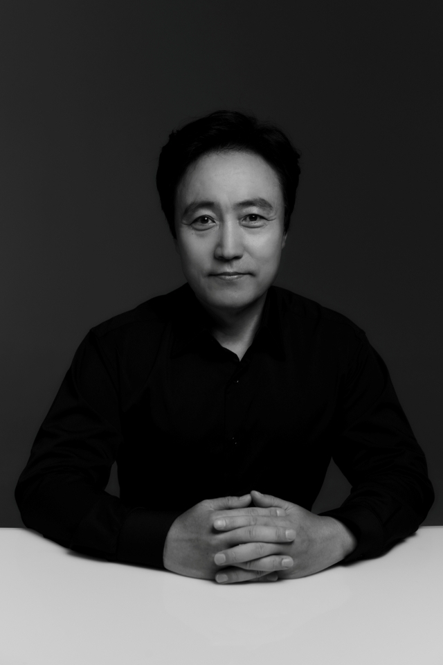 엄효섭, 한효주·주지훈과 맞대결…'<b>지배종</b>' 출연 [공식]