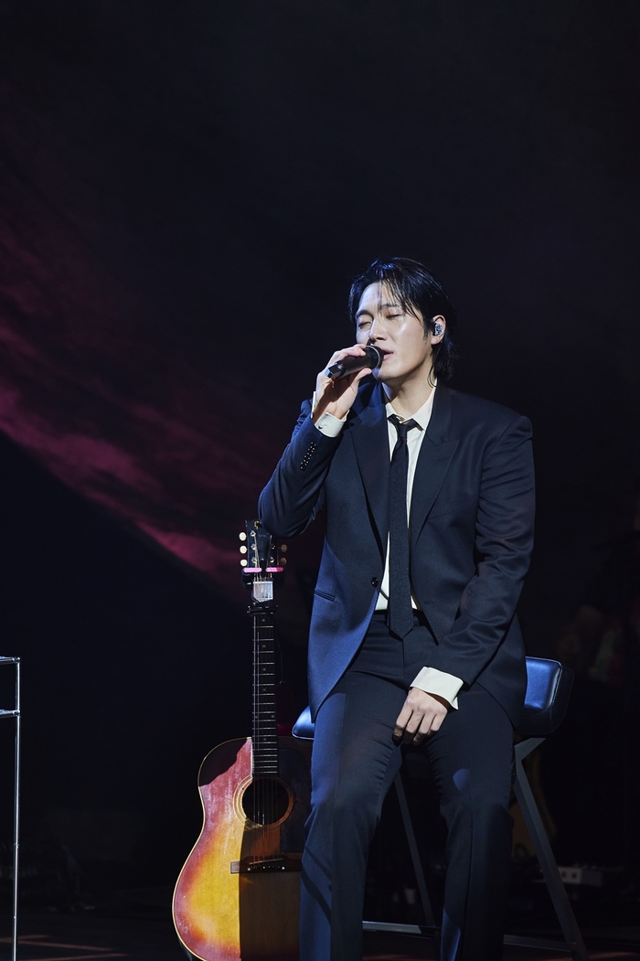 가수 <b>김필</b>, 2024 앵콜 콘서트 ‘LIFE’ 성공적 마무리