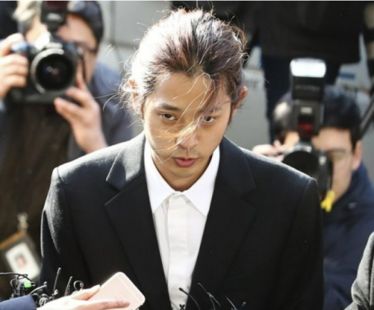 ‘집단<b>성폭행</b>’ <b>정준영</b>, 오늘 만기 <b>출소</b>