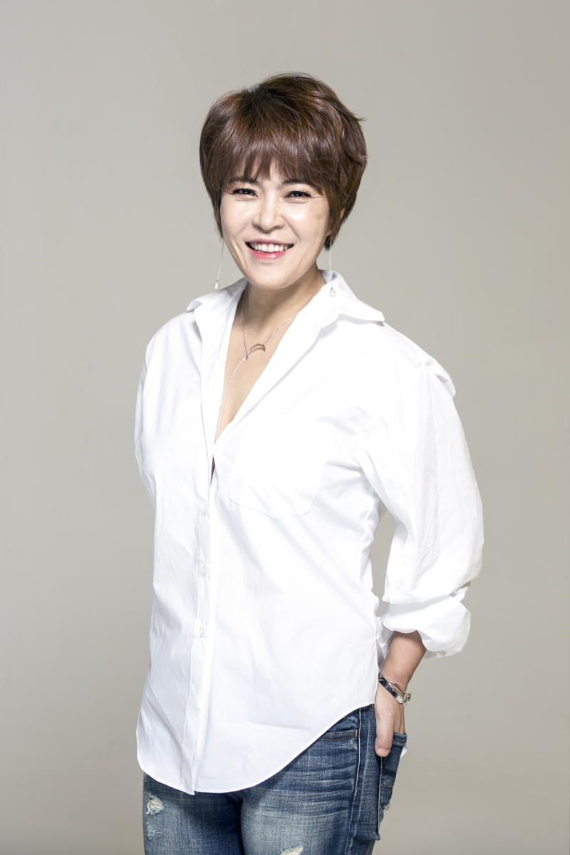 <b>조혜련</b>, 후배 <b>송은이</b> 손 잡았다…<b>미디어랩시소</b>와 전속계약 체결 [공식]