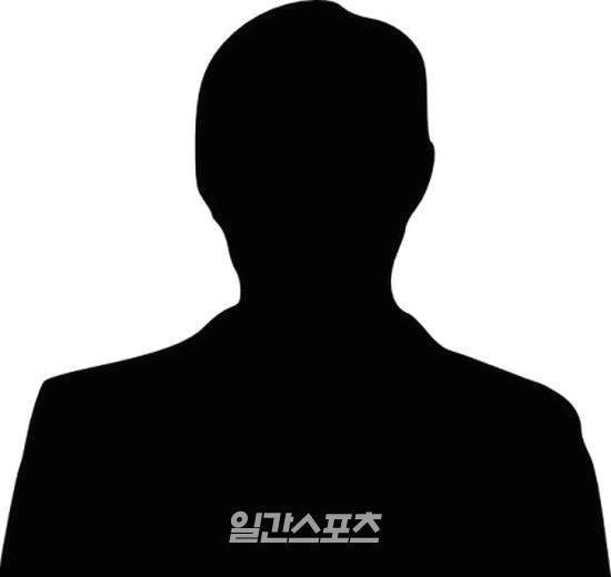[왓IS] “<b>배우 L씨</b> 잠수이별, 신체 부위도 찍어” 주장에 ‘시끌’