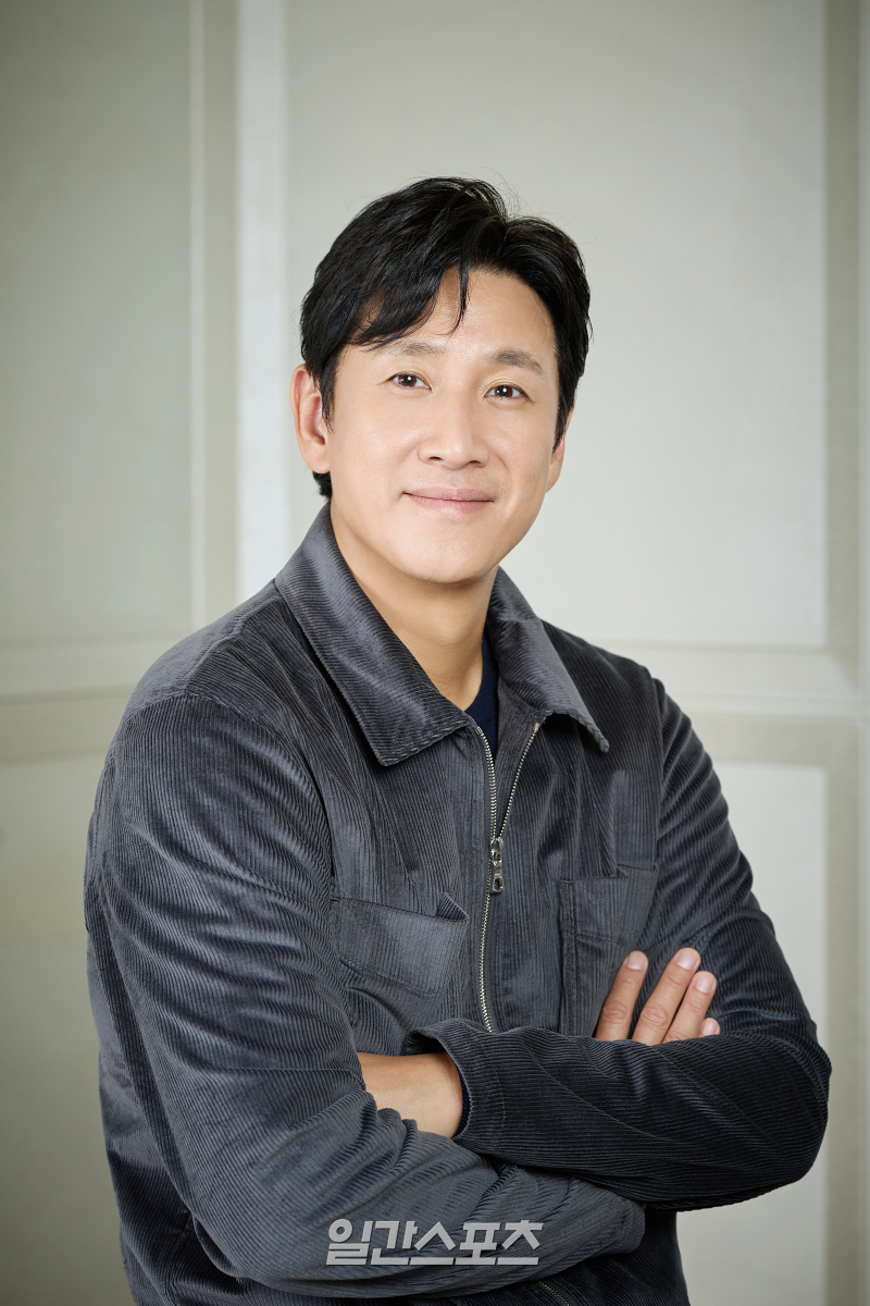 Remembering Lee SunKyun A Tribute at the 96th Academy Awards Kpopmap