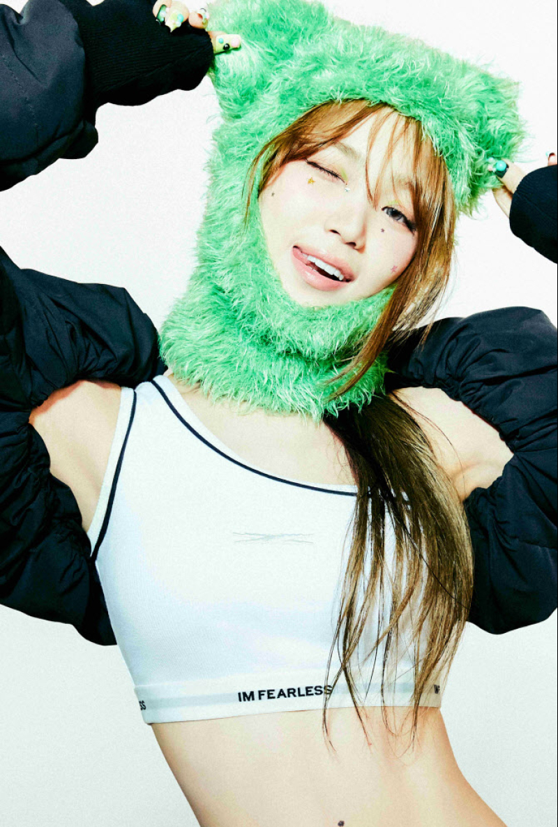 <b>르세라핌 김채원</b>, 토리 켈리와 데뷔 후 첫 <b>협업</b> “기쁘게 작업”