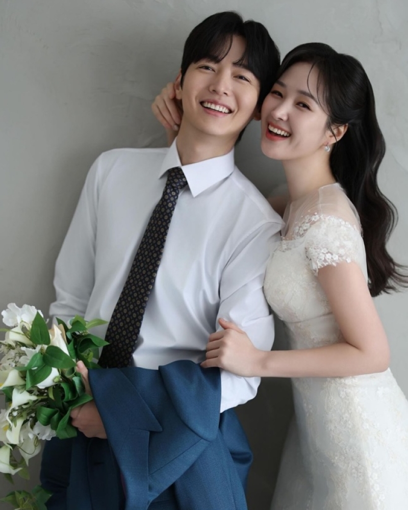 스피카 출신 나래, 김선웅과 <b>결혼</b> 발표…“인생의 다음 챕터로”