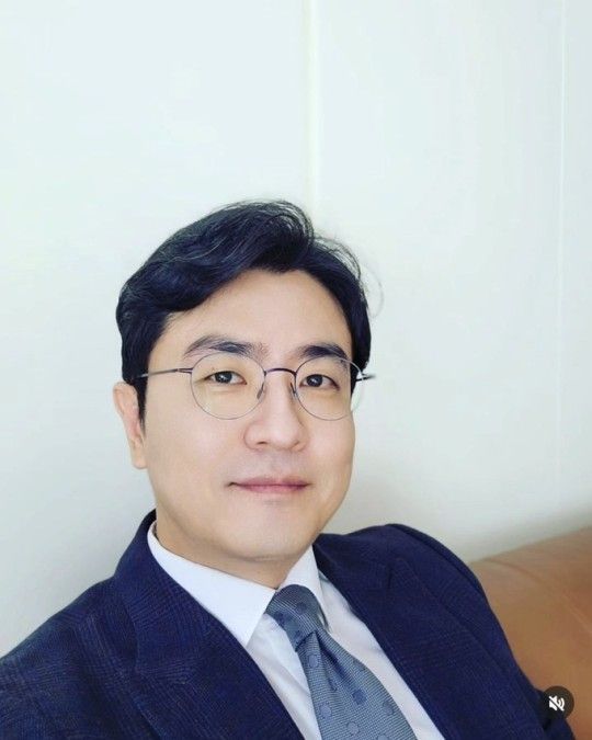 <b>최동석</b>, <b>박지윤과</b> 양육권 갈등 암시…"아들 왜 못만나는지" 의미심장