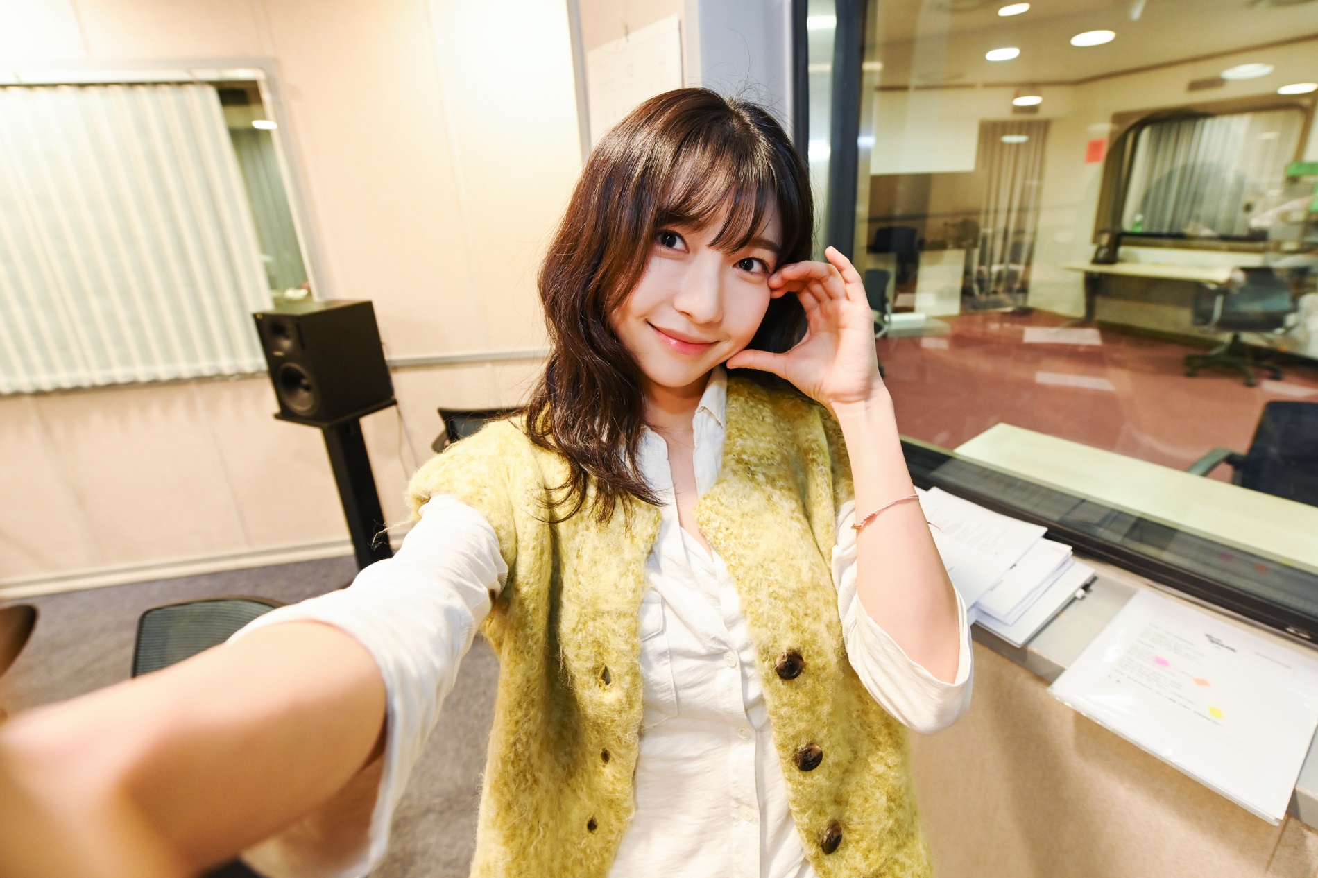 "처음이라 긴장" <b>주현영</b>, '영스' <b>스페셜</b> DJ 출격…주기자의 화려한 변신
