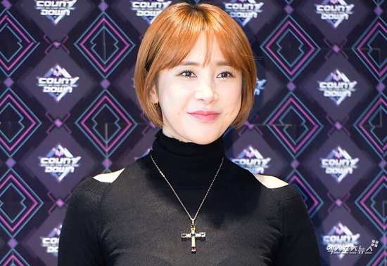 '두 번째 파경설' <b>서인영</b>, 첫 심경?…검은 화면 'X' <b>의미심장</b>