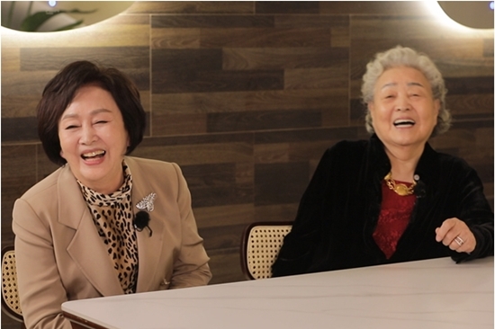 강부자 "<b>김창숙</b>, 공채 시험장에 물방울무늬 원피스…미인 소문 자자" (초대)