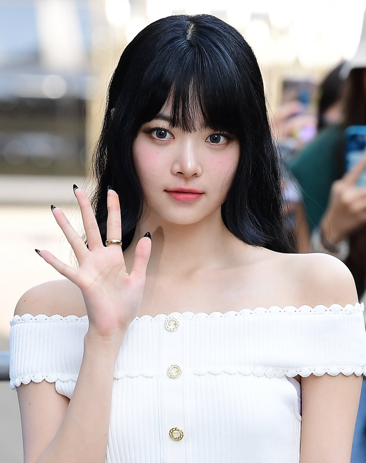 <b>르세라핌 홍은채</b>, 발열·컨디션 난조…<b>뮤직뱅크</b> 불참 [TEN이슈]
