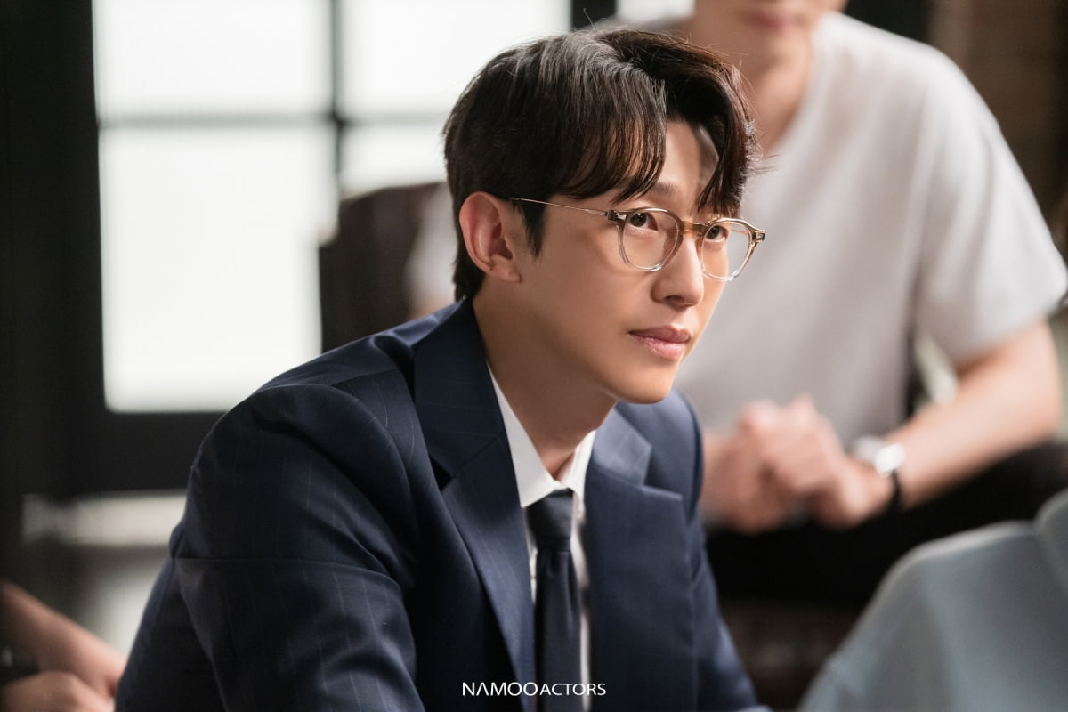 '<b>끝내주는 해결사</b>' <b>강기영</b> 종영소감 "첫 로맨스, 설렌다는 반응에 자신감 얻어...