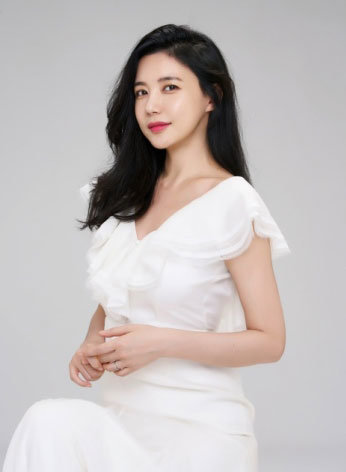 <b>오승현</b> 이혼 발표 “너무나 아팠고 충분히 신중했다” [DA]