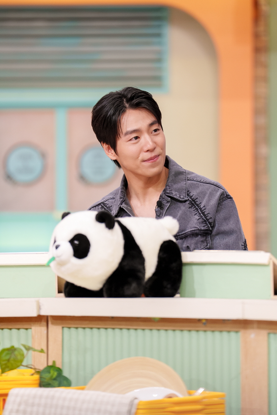 ‘놀라운 토요일’ <b>이현우</b>, 반전 과거 고백 “한해의 랩 제자였다”