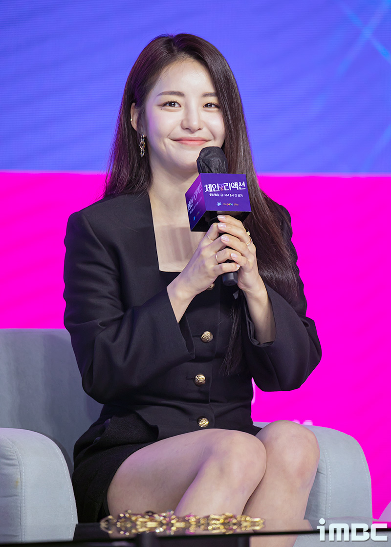 <b>브브걸</b> <b>유정</b>, 팀 탈퇴 "<b>3인</b> 체제 활동" [공식입장]