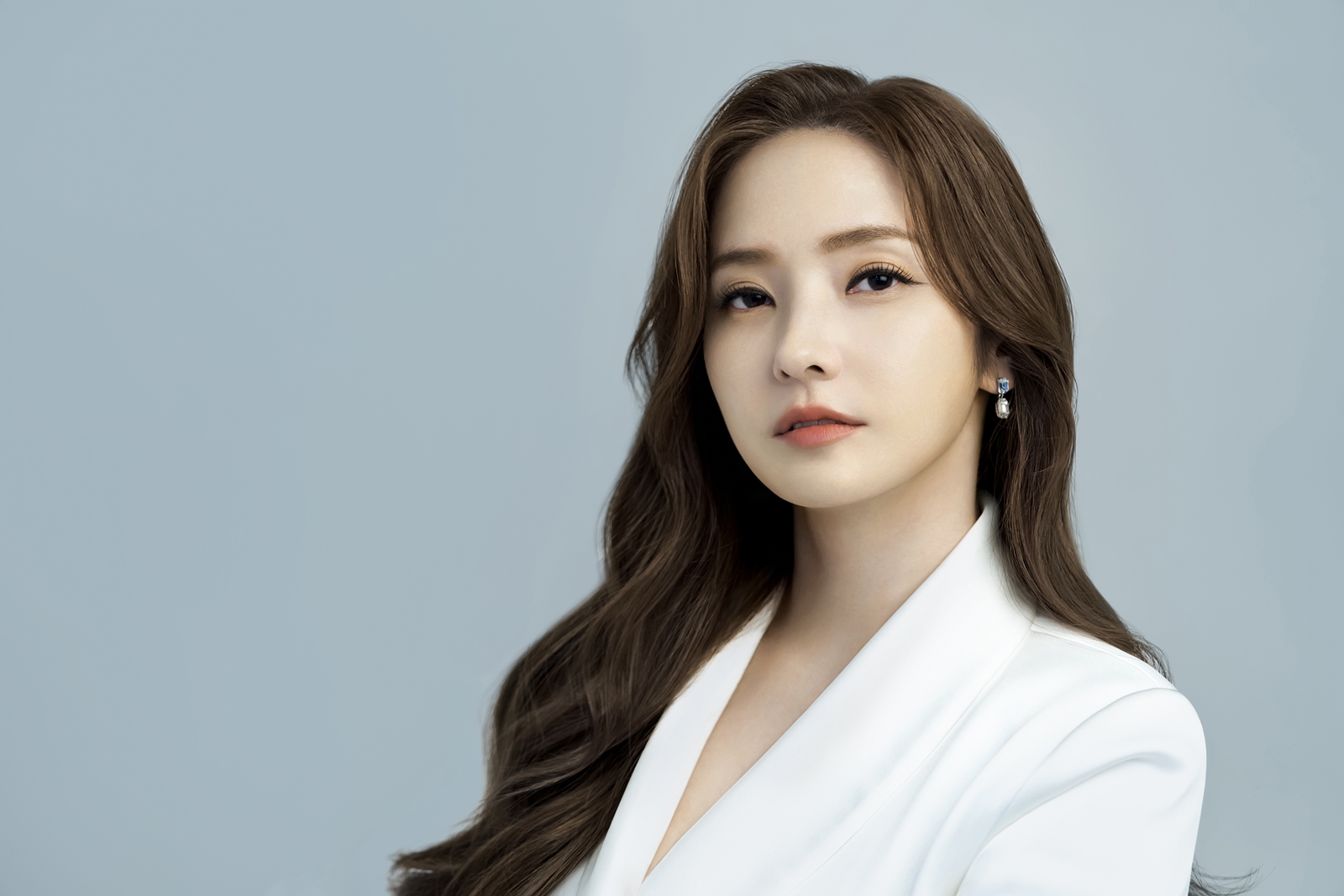 <b>한채영</b>, 제작사 대표 됐다…'<b>스캔들</b>'로 2년만 안방 컴백[공식]