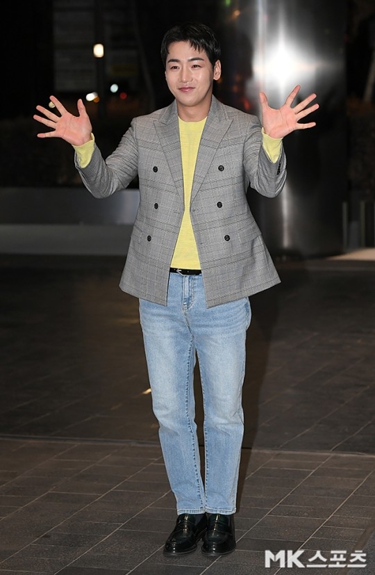 박군, ‘생SHOW’ <b>게스트</b>로 발탁...설 맞아 아내 한영 있는 처갓집 방문