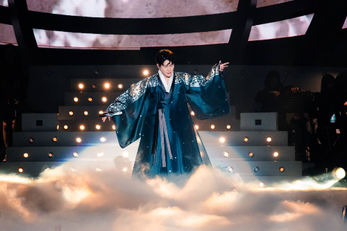 팝→민요까지 ‘폼 미쳤다’…<b>영탁</b>, <b>7개월</b> 대장정 끝에 <b>콘서트</b> 성료