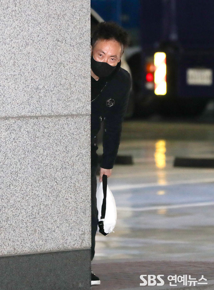 <b>박명수</b>, 마약투약 혐의 벗는 <b>지드래곤</b> 언급..."누가 책임지나"