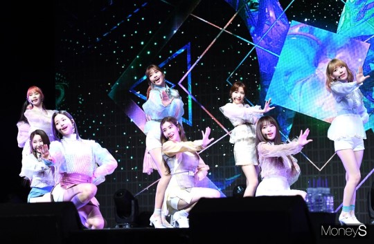 엠넷 측 "아이즈원 해체 논의 없었다" :: 네이버 TV연예