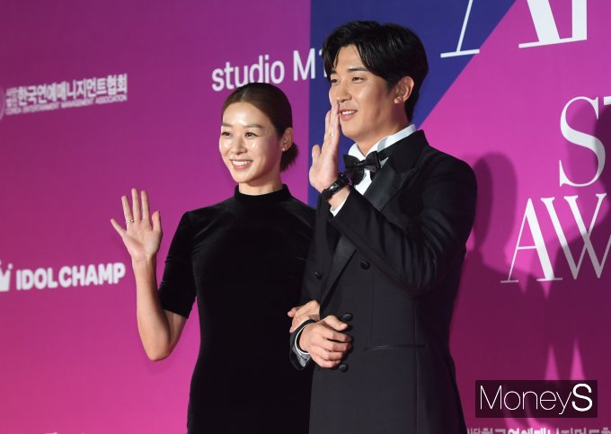 "오해 있다"… '<b>상간남 피소</b>' <b>강경준</b>, '슈돌'까지 불똥