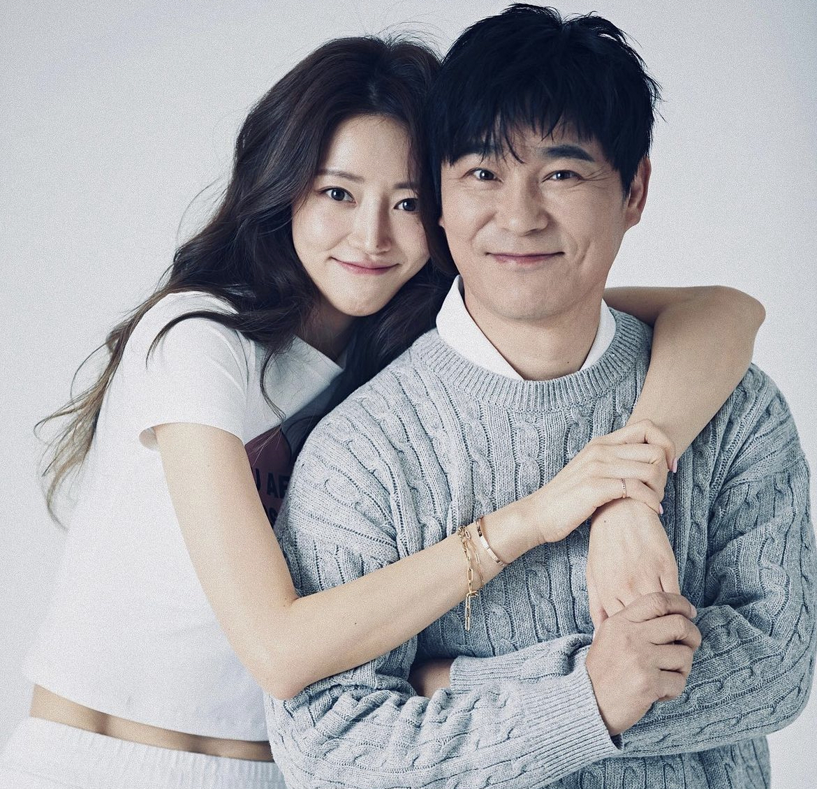서하얀, <b>남편 임창정 먹튀</b> 논란에 "비판 겸허히 수용"