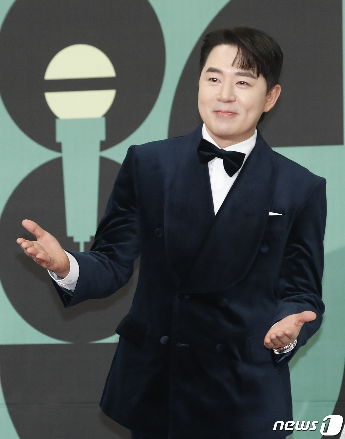 KBS <b>연예대상 참석한</b> 쉐끼루 붐