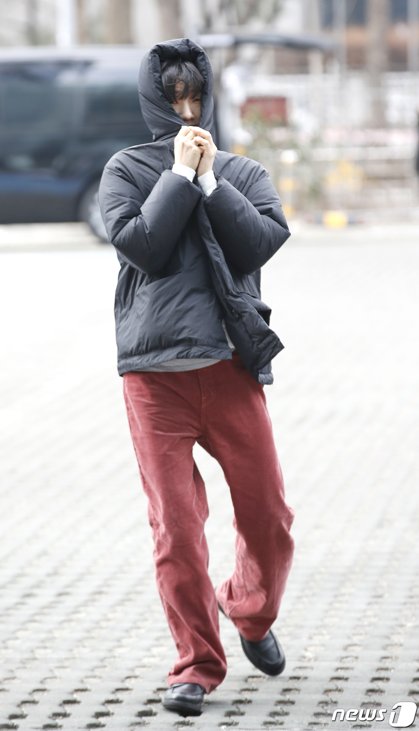 '<b>싱어게인3</b>' <b>소수빈</b>, 강풍에 날아갈 듯